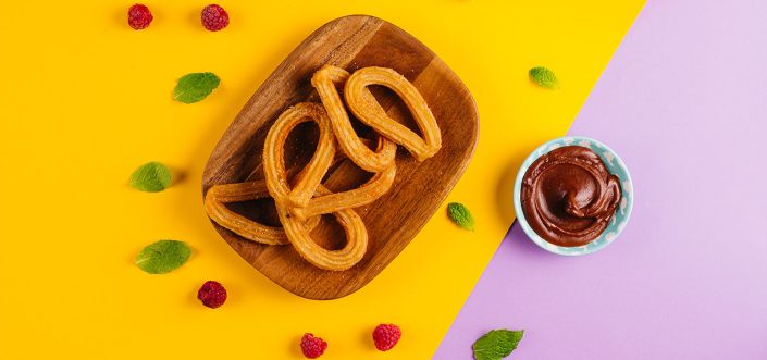 Churros mogyoróvajas csokoládémártással