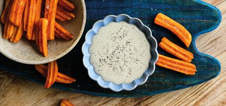 Aviko Wavy Blends hullámosan szelt paprikás burgonyahasábok  krémes gorgonzola mártással